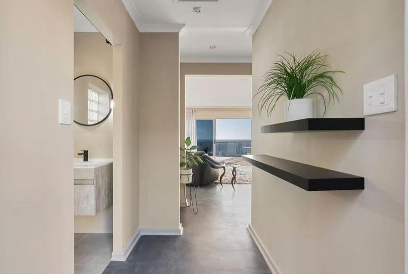 5 Bedroom Property for Sale in Llandudno Western Cape